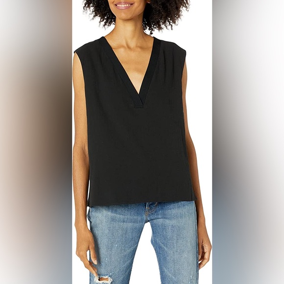 3 VINCE Rib Trim Double V-Neck Shell - Picture 12 of 13